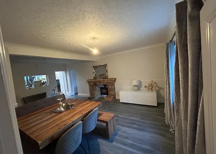 The Padhouse بيت للعطل