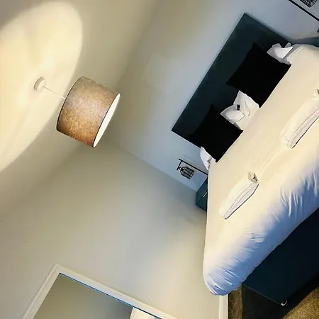 Сasa de vacaciones The Padhouse *